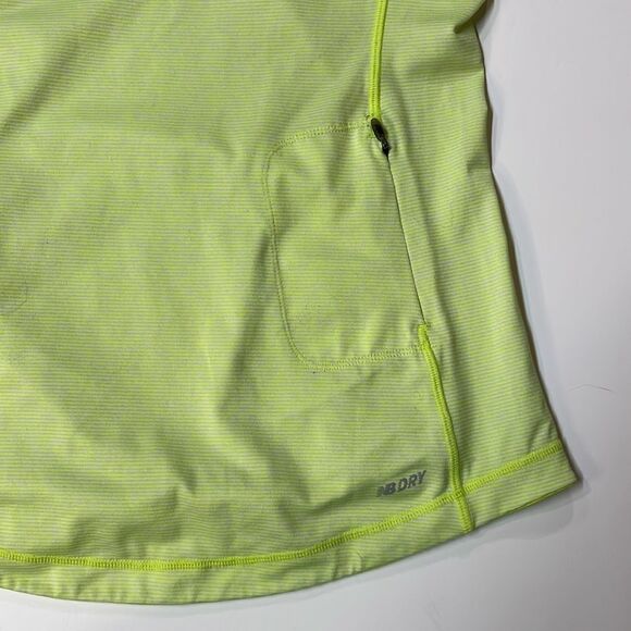 New Balance Neon Green Funnel Neck Long Sleeve Running Top Women’s Sz S - Picture 8 of 8